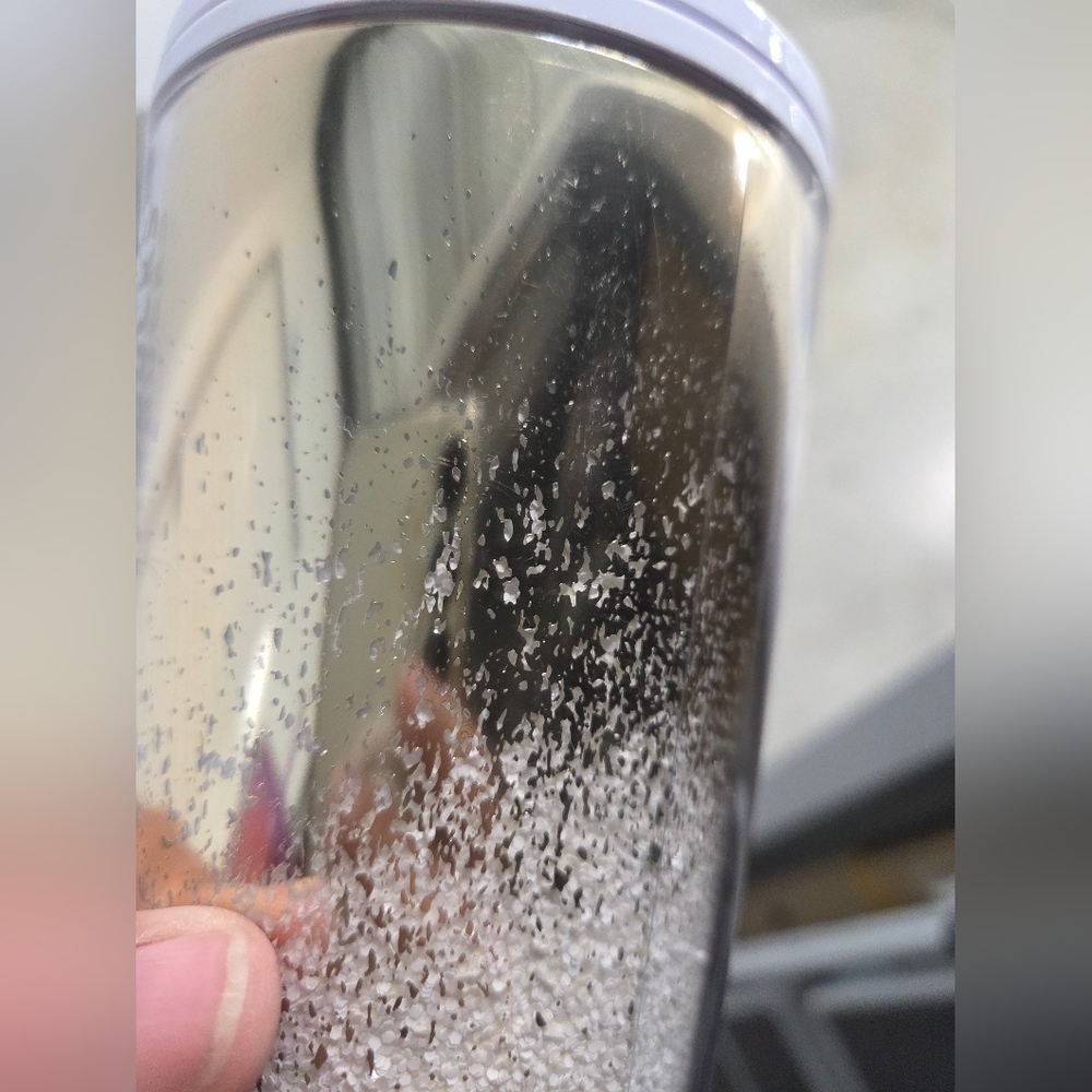 2019 Holiday 24oz Starbucks tumbler - Picture 8 of 11